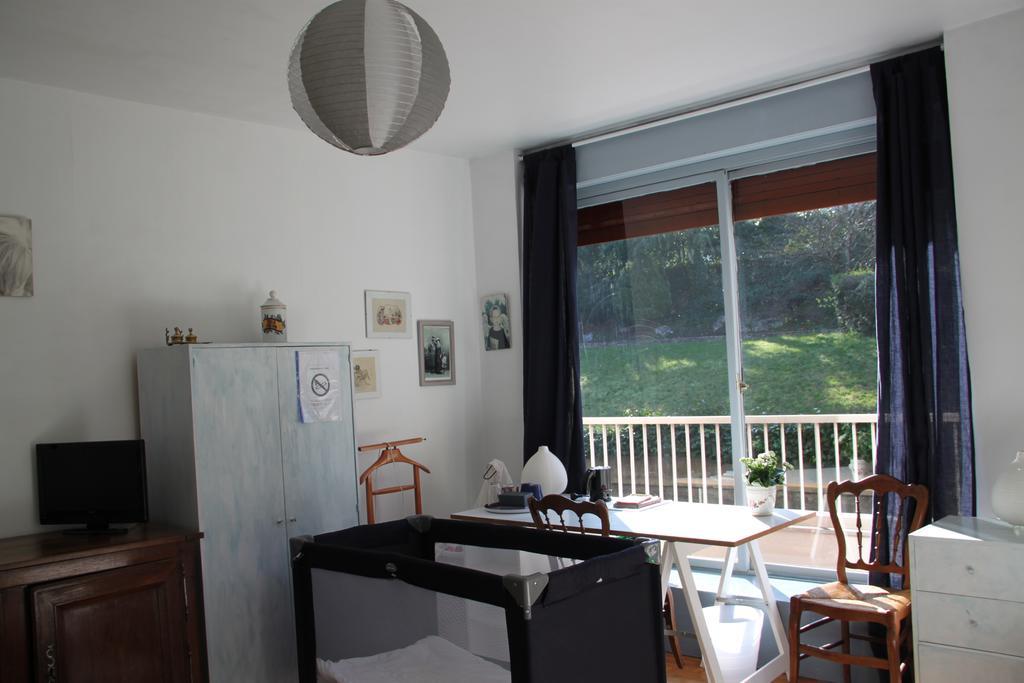 Bed and Breakfast Les Hauts De Perrache Сен-Фуа-ле-Льон Экстерьер фото